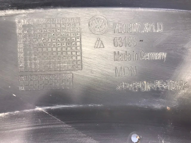 Volkswagen Transporter T6 2015- Front Bumper OEM: 7E0807221D