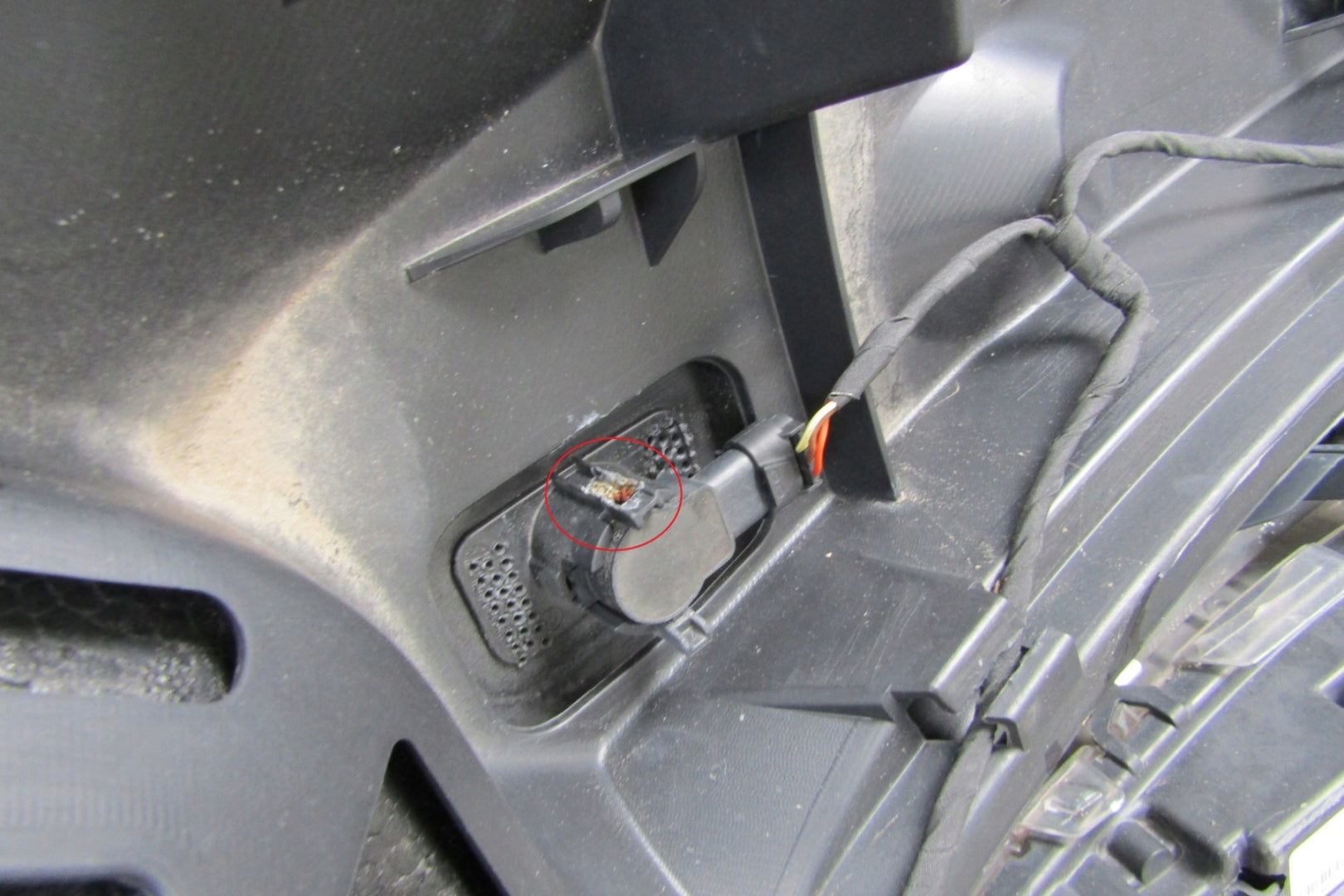 Front Bumper Mercedes R-Class W251 Lift 09-13