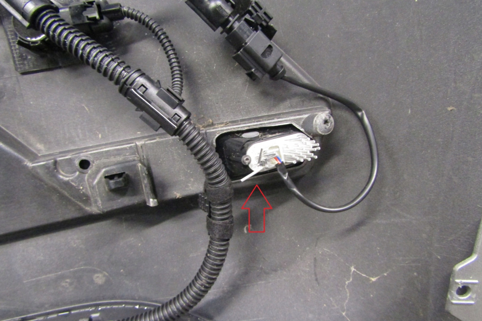 VW Up 1S6 Lift 16- Rear Bumper (Camera + PDC)