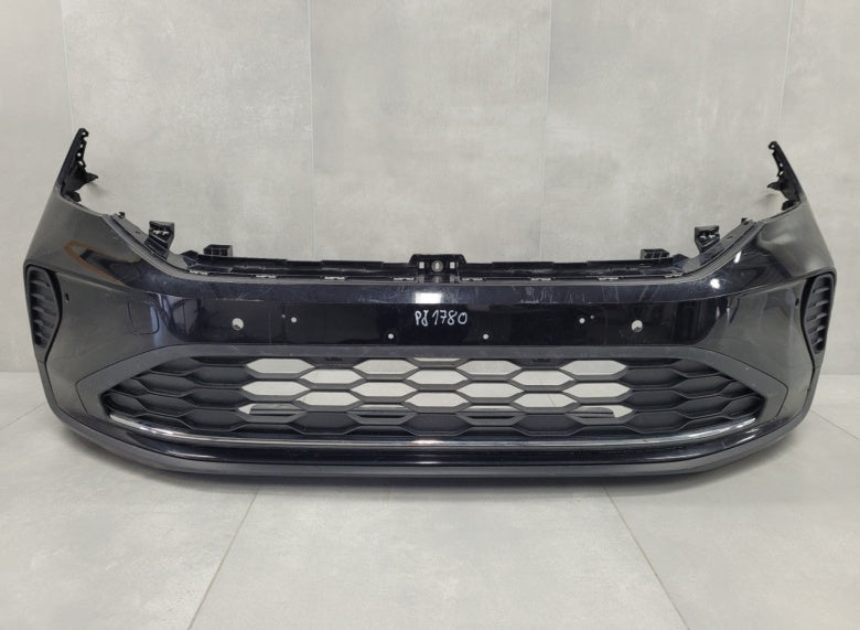 Volkswagen Taigo 2G7 2021- Front bumper  2G7807221C / 2G7807221D