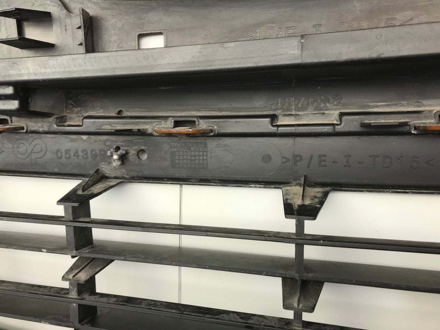 Renault Captur 2017 - 2019 Front Bumper 620220766R