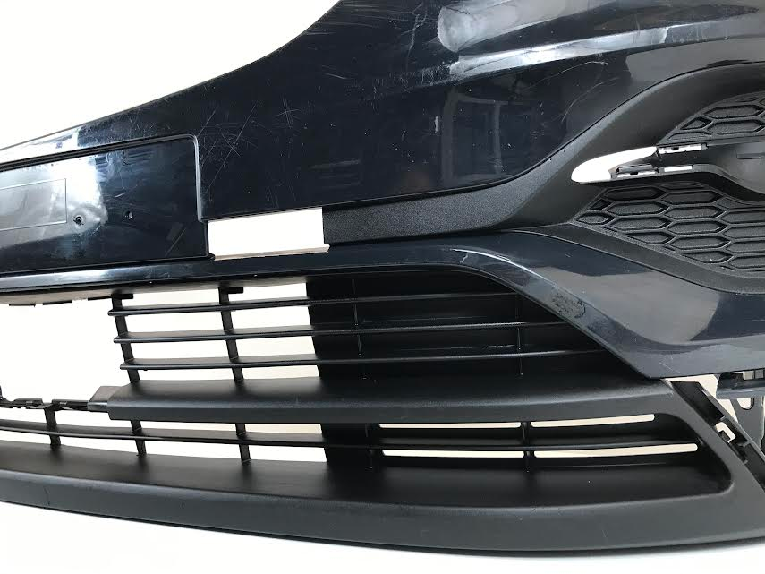 Vauxhall | Opel Grandland X 2017- Genuine Used Front Bumper YP00024277