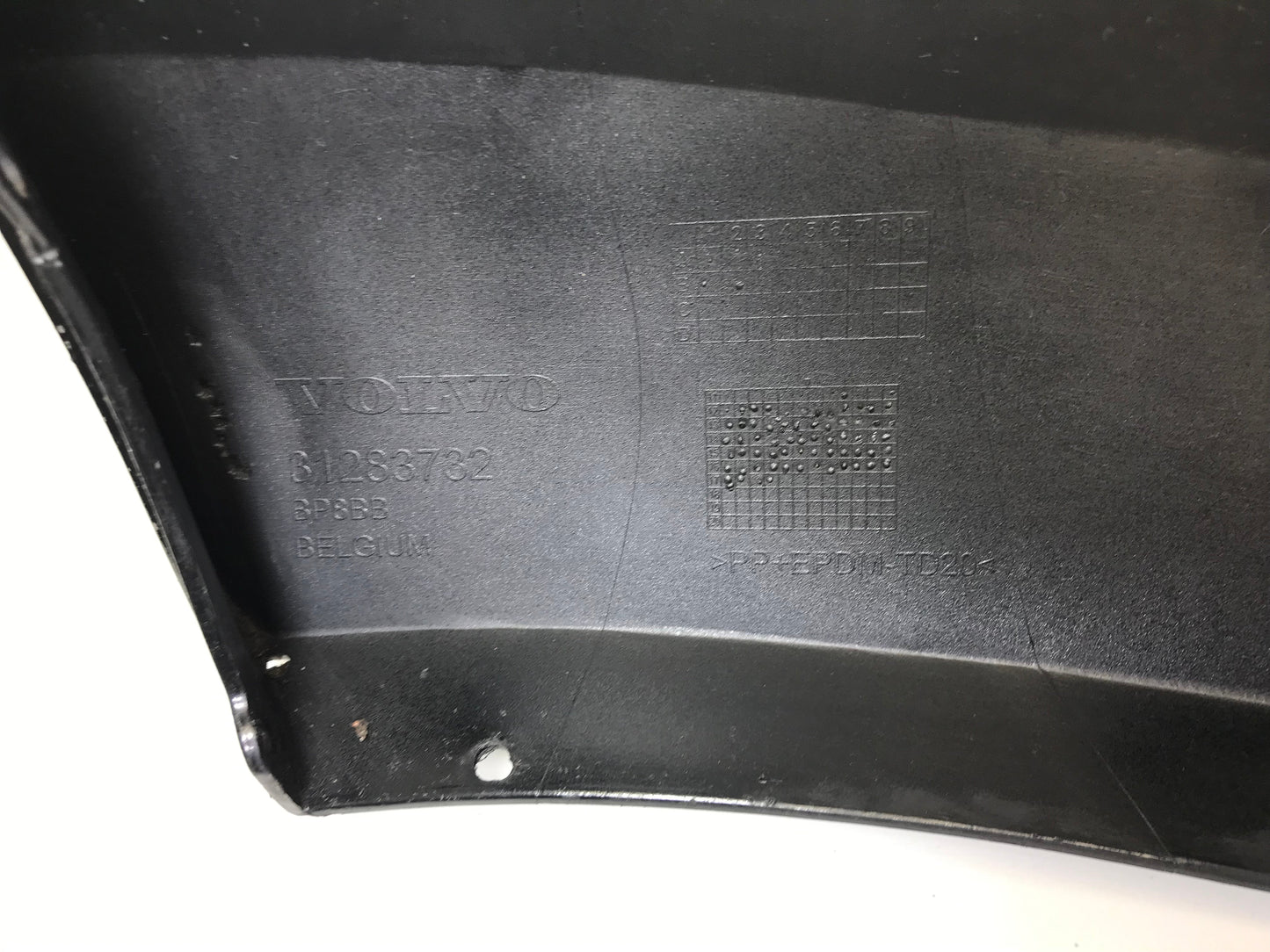 Volvo V40 2012-2019 Front Bumper Used OEM: 31283732, BP8BB