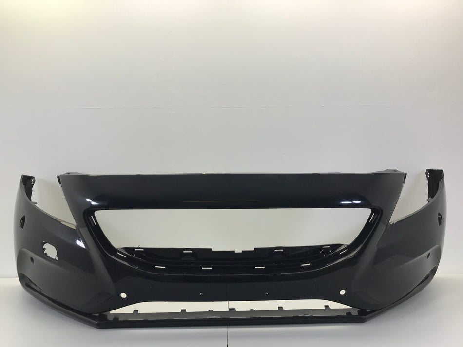 Volvo V40 2012-2019 Front Bumper Used OEM: 31283732, BP8BB